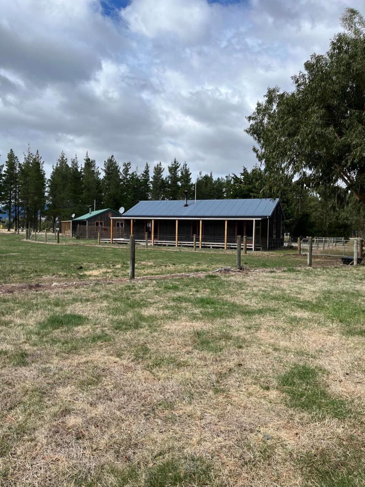 Sherwood Ranch Cottages - 405 Woodbank Road Hanmer Springs Exterior photo